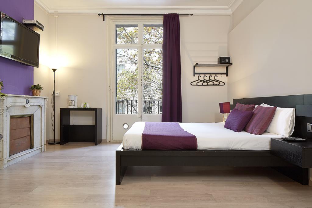 Hotel Brustar Centric Barcellona Esterno foto